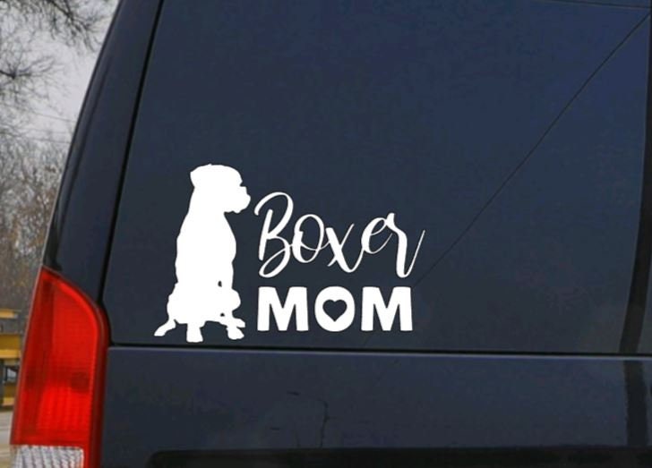 Dog Decal BOXER MOM or DAD (Your Choice) Dog Decal- Boxer decal - Pet Decal for Windows, Cars, Rtic Yeti Cups Much more!!!